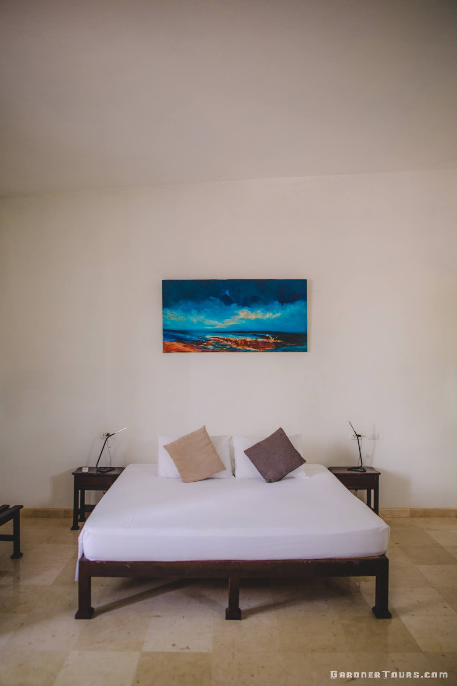 Cuba Luxury Tours Spacious Room with King Bed at Jesus Maria 432 in Trinidad, Cuba
